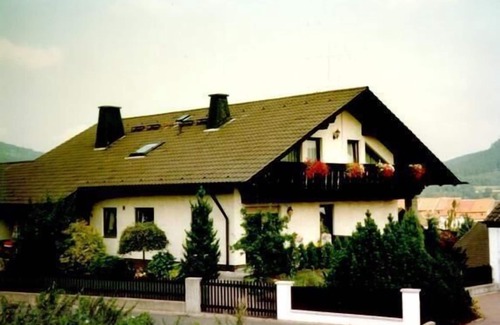 Stadtsteinach Apartment | Cozy Holiday Apartment Stadtsteinach for 2-6 Guests