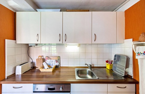 Muritz Apartment | Scenic Holiday Apartment 'Fachwerkferienhaus' with Terrace