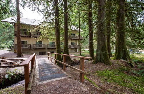 Glacier Apartment | Inviting Holiday Apartment Deming for 1-2 Guests