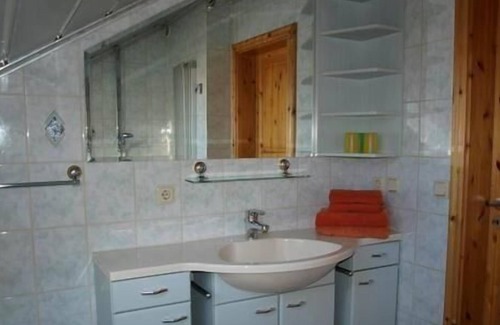 Diedorf Apartment | Holiday apartment Dermbach for 1 - 8 persons with 3 bedrooms - Holiday apartment