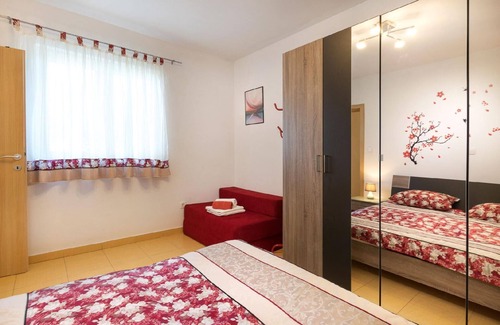Cove Donja Krusica (Donje selo) Apartment | Comfortable Holiday Apartment Donje Selo for Families