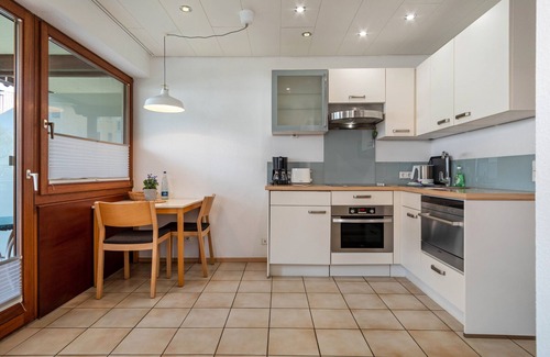 Langenargen Apartment | Lakefront Holiday Apartment “EG3” at Heinemann Guest House