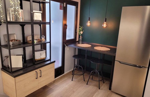El Ejido Apartment | Stylish Apartment "Ejido Centro" with Balcony & Wi-Fi