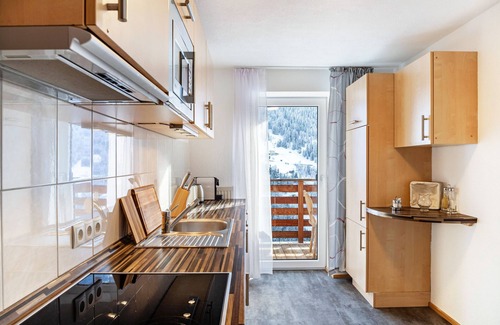 Landeck Apartment | Cozy Apartment "Elena" with Mountain Views and Shared Terrace