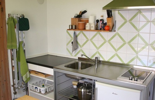 Gamleby Apartment | Family-Friendly Holiday Apartment with Pool & Kitchen Access