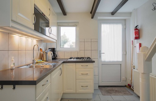 Wissenkerke Apartment | Cozy Holiday Apartment Near Oosterscheldes Beach for 4