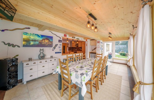 Tux Apartment | Ideal 2-3 Room Vacation Apartment with Breakfast Included
