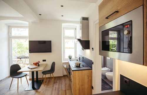 Lagundo Apartment | Scenic Apartment 'Freienfeldhof Pink Lady' with Garden Access