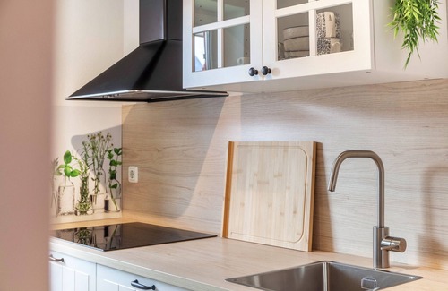 Oberau Apartment | Cozy Holiday Apartment "Fuchsbau" with Balcony & Wi-Fi