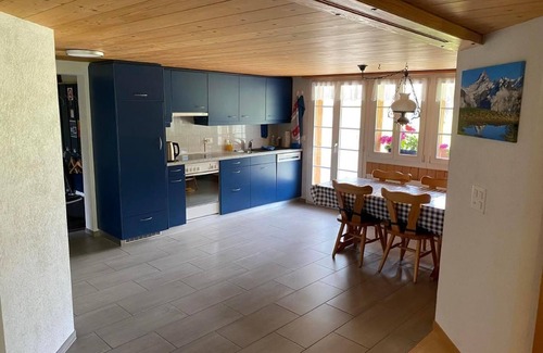 Grindelwald Ski Chalet | Cozy Grindelwald Holiday Apartment for 2-4 Guests with Kitchen