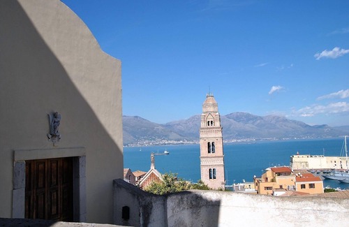 Gaeta Apartment | Inviting Holiday Apartment Gaeta for 2-6 Guests