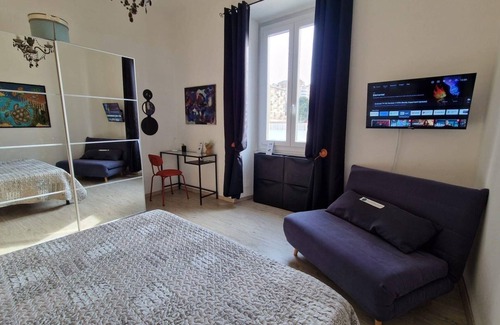 San Fruttuoso Apartment | Cozy Holiday Apartment in Genova for 1-4 Guests