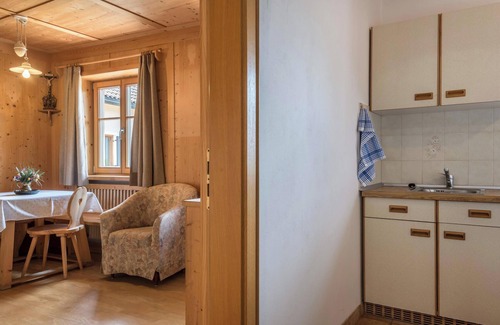 Kastelruth Apartment | Mountain View Holiday Apartment 'Haus Thurn - B' with Wi-Fi