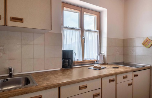 Kastelruth Apartment | Mountain View Holiday Apartment 'Haus Thurn - B' with Wi-Fi