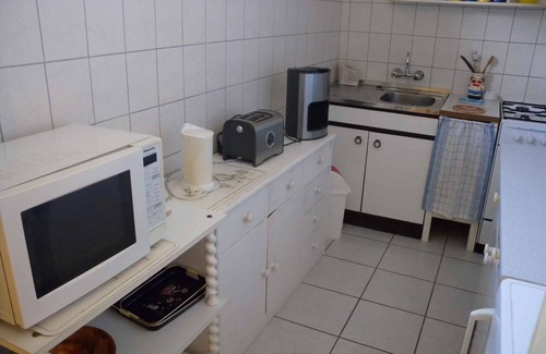 Balatonbereny Apartment | Cozy Holiday Apartment with Garden & Barbecue for Families