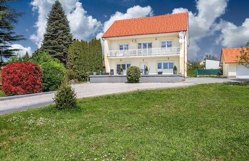 Cserszegtomaj House | Holiday apartment Cserszegtomaj for 1 - 4 persons with 2 bedrooms - Holiday house