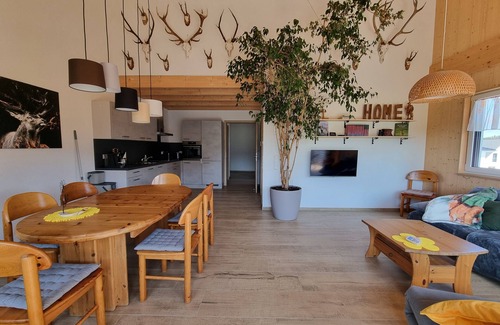 Dietingen Apartment | Premier Holiday Apartment "Hubertus" with Balcony & Wi-Fi