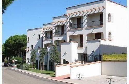 Lido di Spina Apartment | Spacious Holiday Apartment in Lido di Spina for 6 Guests