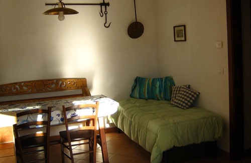 Monterubbiano House | Holiday apartment Monterubbiano for 1 - 4 persons with 1 bedroom - Holiday house