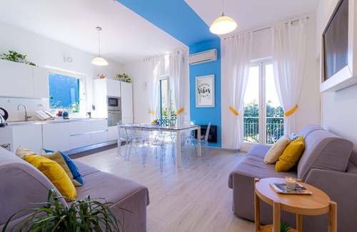 Sant'Agnello Apartment | Cozy Holiday Apartment in Sant'Agnello for Up to 10 Guests