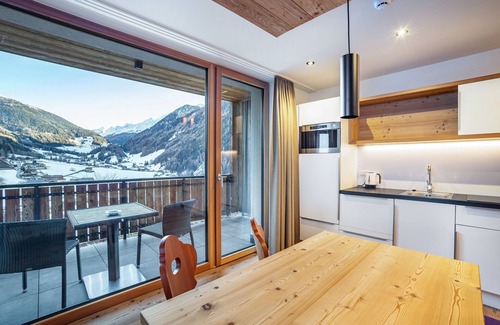 San Giacomo Apartment | Relaxing Wellness at Stoana Apt 1-3 with Spa & Hot Tub