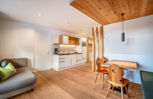 San Giacomo Apartment | Relaxing Holiday Apartment "Stoana 4-2" with Wellness Escape
