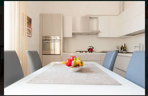Cittadella Apartment | Comfortable Holiday Apartment in Verona for Up to 5 Guests