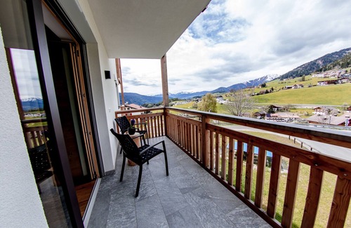Terento Apartment | Discover "Kieserhof Wald": Mountain View & Private Terrace