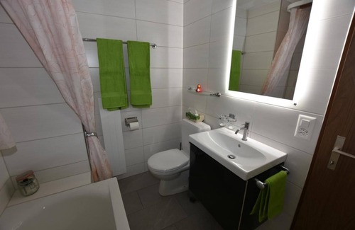Krattigen Apartment | Cozy Holiday Apartment in Villa Krattigen for 2 Guests