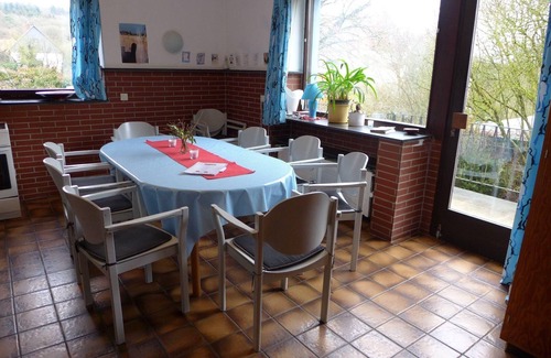 Sachsenberg Apartment | Spacious Holiday Apartment Lichtenfels for Groups and Families
