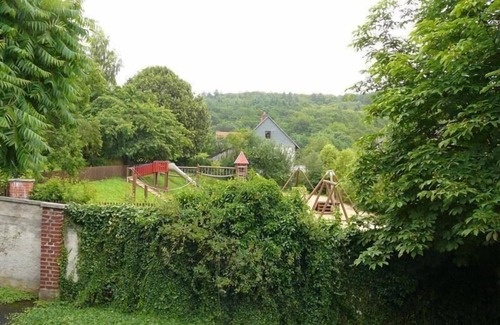 Sachsenberg Apartment | Spacious Holiday Apartment Lichtenfels for Groups and Families