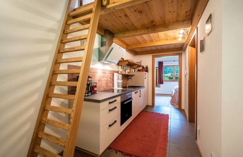 Racines Apartment | Mountain View Holiday Apartment with Balcony & Shared Garden