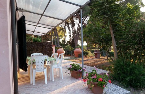 Lido di Capoliveri Apartment | Cozy Lido Apartment with Ocean Views & Family Amenities