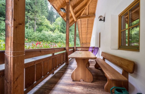 Vandoies Apartment | Inviting "Lindenhof Apt 4": Mountain View & Balcony Escape