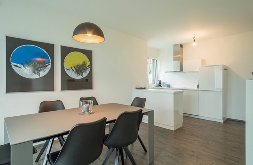 Langenargen Apartment | Idyllic "Montfort" Apartment by Lake Constance with Views