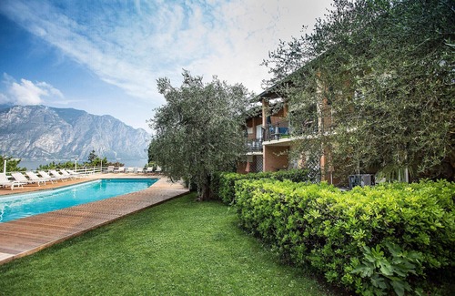 Campagnola Apartment | Cozy Holiday Apartment in Malcesine for Families and Friends