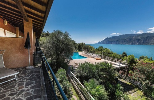 Campagnola Apartment | Cozy Holiday Apartment in Malcesine for Families and Friends