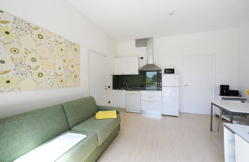 Val di Sogno Apartment | Cozy Holiday Apartment in Malcesine with Pool and Breakfast