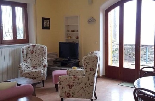 Castelnuovo Magra Apartment | Cozy Holiday Apartment Molicciara for Up to 4 Guests