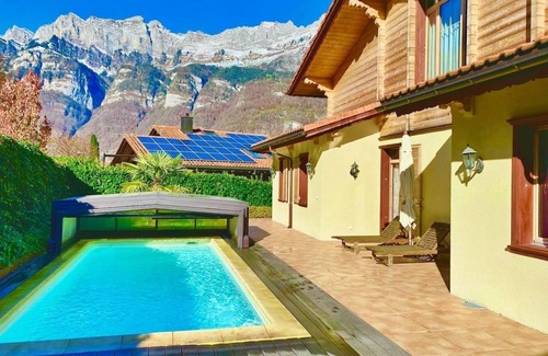 Mols Ski Chalet | Cozy Holiday Apartment in Mols with Private Pool & Spa