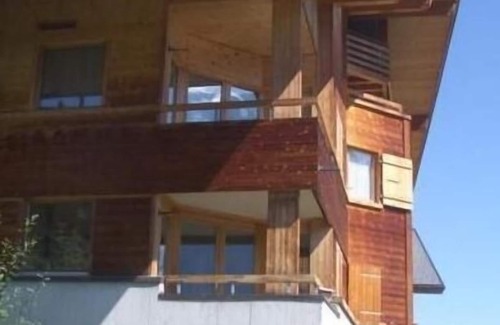 Murren Apartment | Cozy Holiday Apartment in Mürren for 2-3 Guests