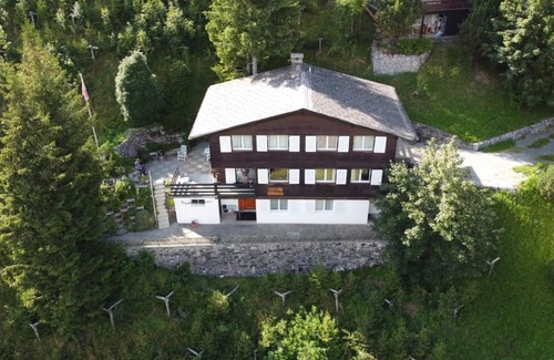 Murren Apartment | Guest Rated: Perfect Holiday Apartment Mürren for 4 Guests