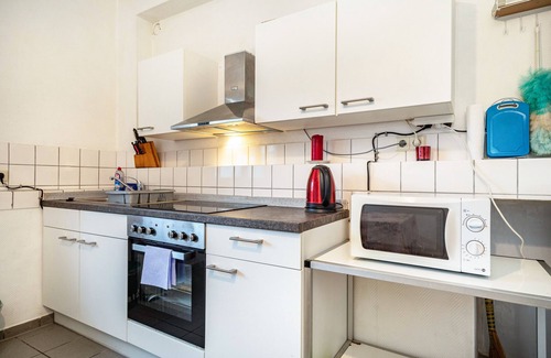 Neukirch Apartment | Cozy Holiday Apartment 'Nguyen Und Le 2' with Wi-Fi & Kitchen