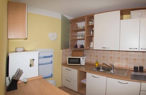 Fiorini Apartment | Cozy 2-Bedroom Holiday Apartment in Novigrad