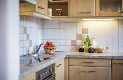 Parrocchia di San Sigismondo Apartment | Pet-Friendly Holiday Apartment "Oberplunerhof" with Balcony