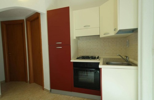 Mattinata House | Relax at Apartment "Orchidea" with Pool and Private Beach