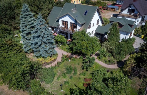 Ostrowo House | Inviting Holiday Apartment in Ostrowo - Ideal for Families