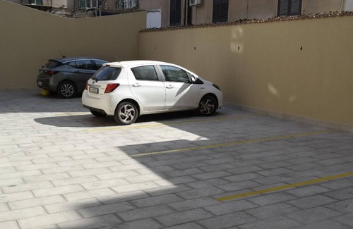 Corso dei Mille - Sant'Erasmo Apartment | Cozy Holiday Apartment in Palermo for Up to 5 Guests