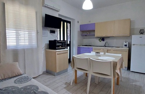 Peschici Apartment | Cozy Holiday Apartment in Peschici with Ocean View