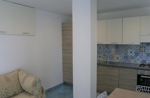 Pizzo House | Cozy Holiday Apartment in Pizzo with Ocean View & Kitchen